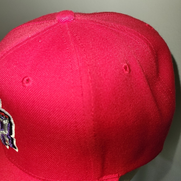 Toronto Raptors Mitchell & Ness Hardwood Classic Snapback Hat - Picture 2 of 4